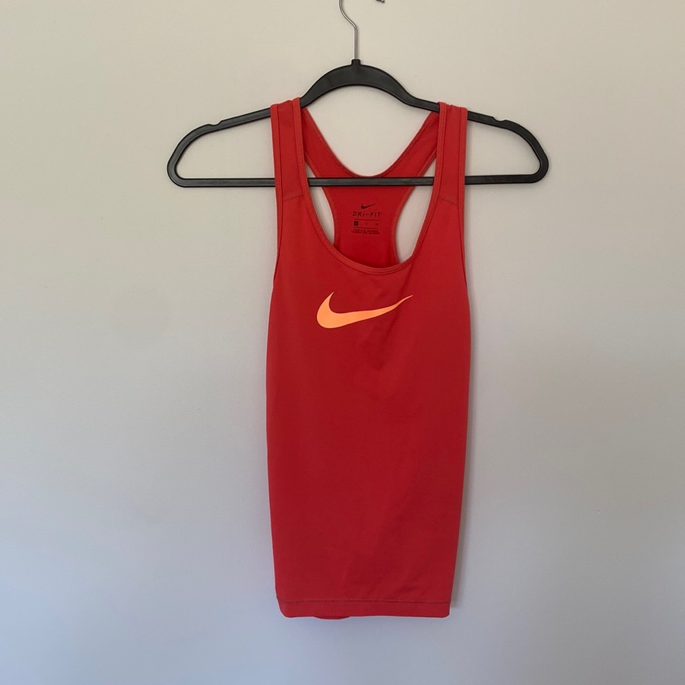 Nike Dri-Fit Racerback Tank Size Small